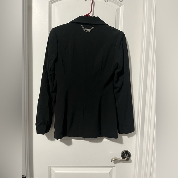 Guess: Classic  Black Blazer - Picture 2 of 4